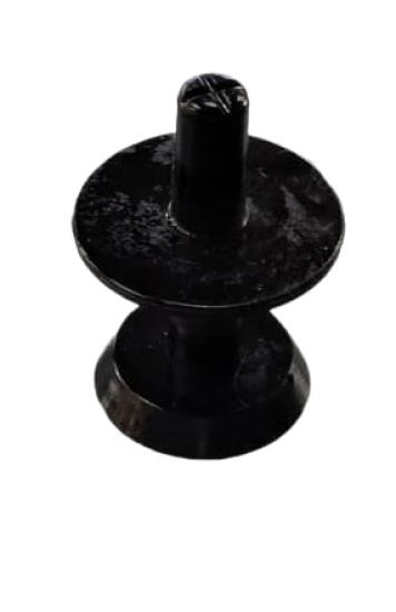 Preview: Einsatzmagnet Unterseite mit sichtbarem Magnetkern – starker Haltemagnet für Schalungsbau im Betonwerk