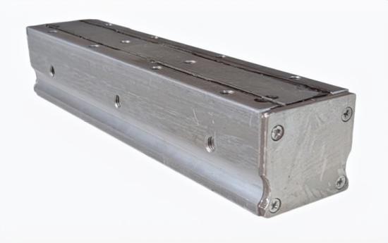 Preview: StahlFix Magnet Seitenansicht – robuster Schalungsmagnet mit Stahlgehäuse für Betonfertigteile