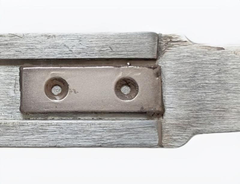 Detailansicht eines montierten Ersatzmagneten in der Schwabi-Vorrichtung